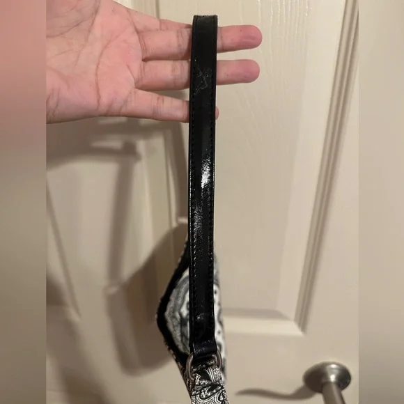 Etro Profumi Paisley Shoulder Bag, Black & White - Picture 9 of 10